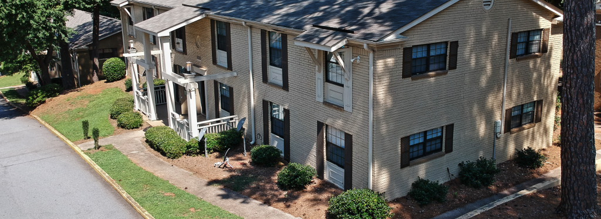 Brentwood Exterior Building