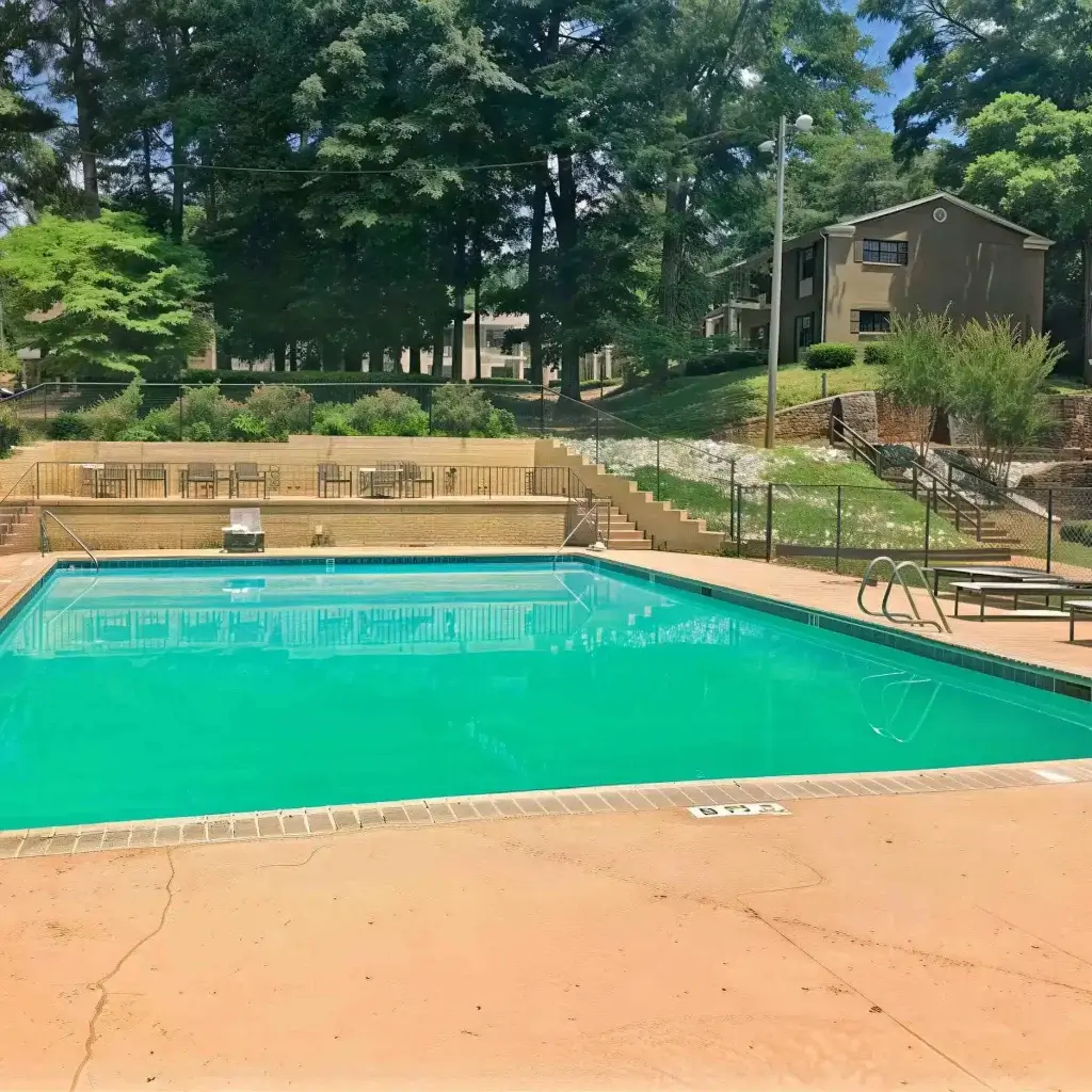 brentwooddecaturapartments pool
